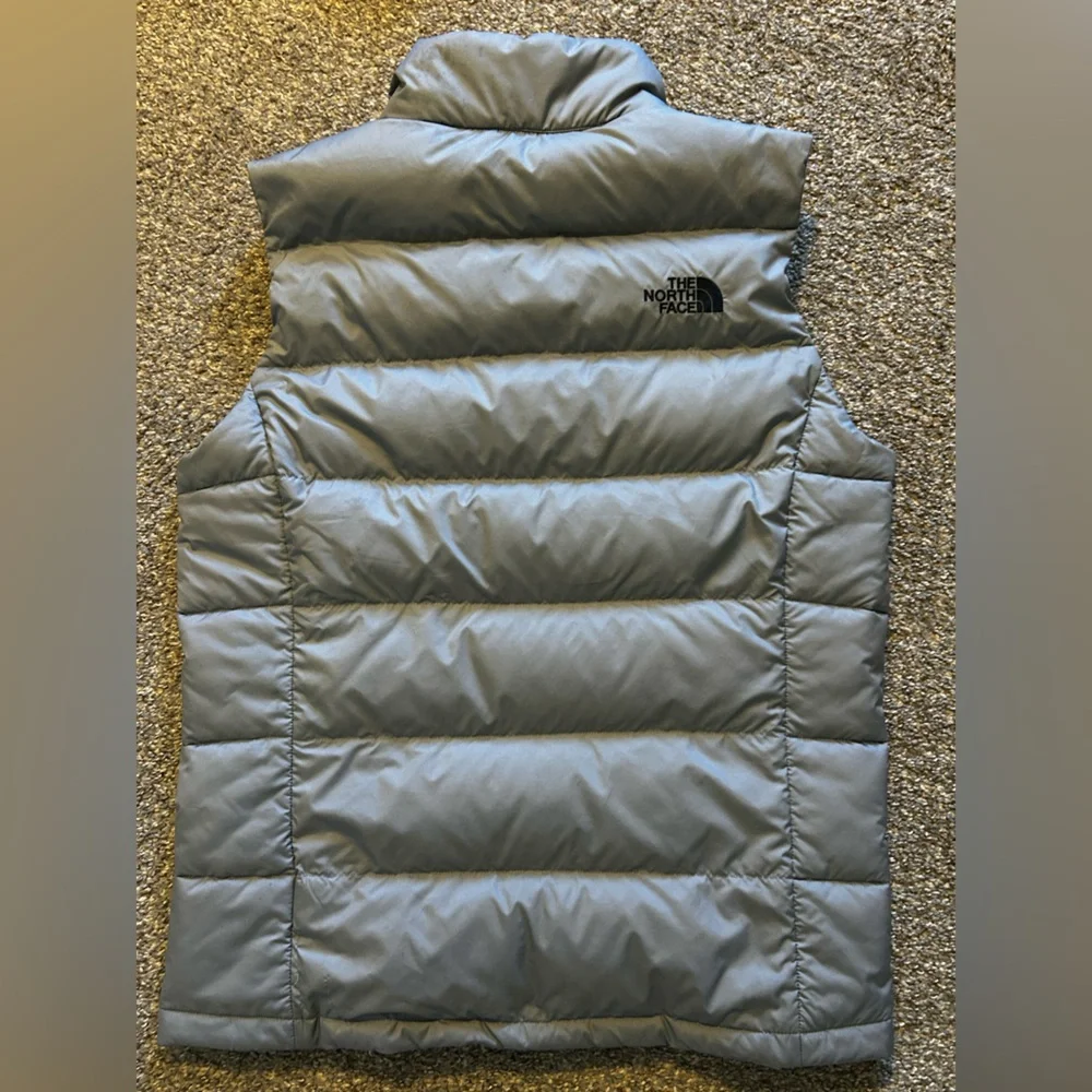The North Face 550 Down Puffer Vest Gray Men’s Small Full Zip